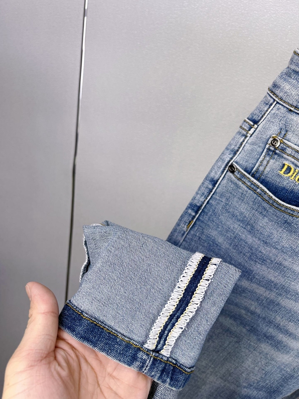 ブランドジーンズ角部分ディテール